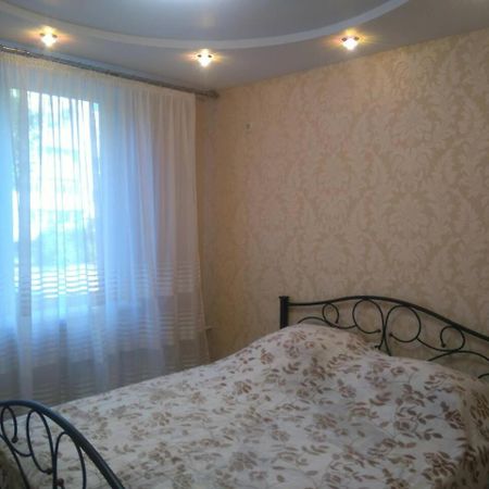 Уютно И По Домашнему Комфортно Студенческая 2К Кв Зубенко 19 Charkov Buitenkant foto